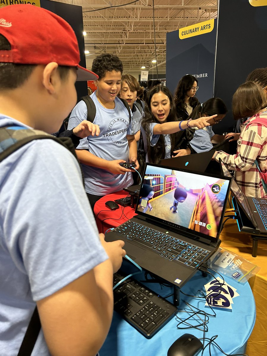 Sum fun with STEM tweet media