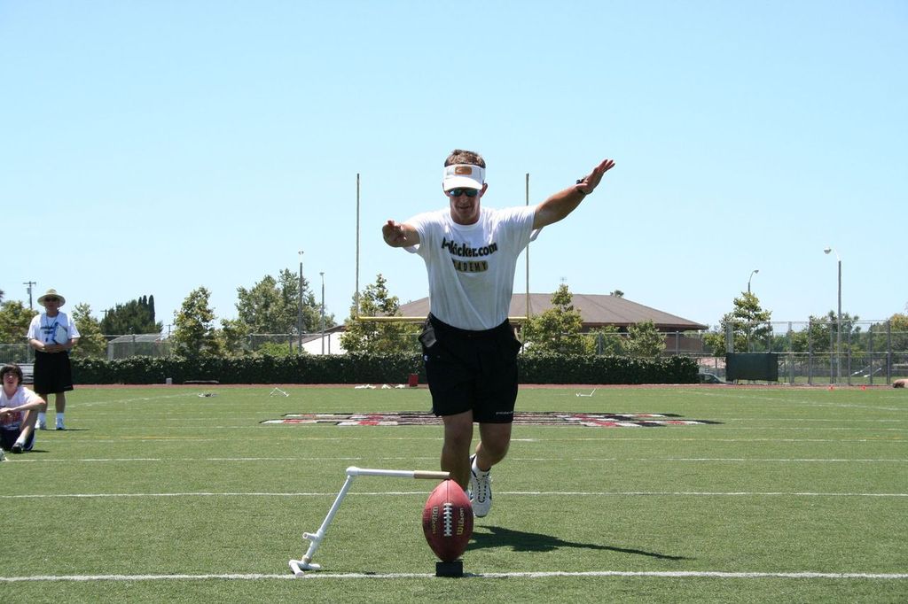 Ken Olson straight on kicking drive step Prokicker.com