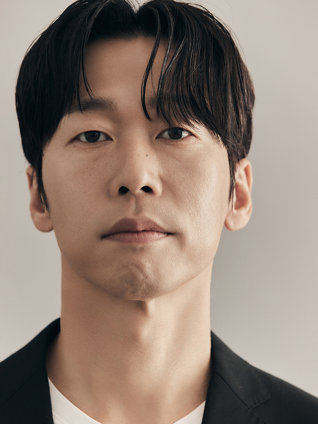 #YoonByungHee confirmed cast for JTBC drama <#SheIsDifferentFromDayToNight>, he will act as Joo Byung-deok who is an investigator and #ChoiJinHyuk's colleague. Broadcast in June. #LeeJungEun #JungEunJi