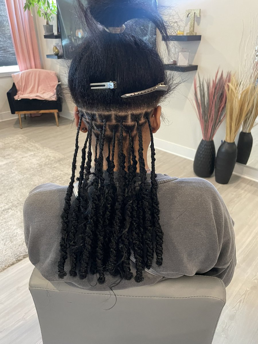 Stop getting them boneless ass locs and book with me @dolledupbybianca