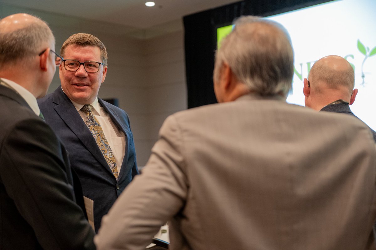 Saskatchewan has an incredible story to tell. It was an honour to attend the @SaskChamber Food, Fuel, and Fertilizer Global Summit in Regina to deliver an address to attendees, participate in a fireside chat with the CEO of @cameconews Tim Giztel and a panel discussion with…