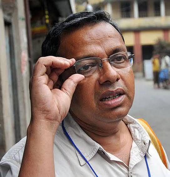 He is Ambikesh Mahapatra, a Professor at Jadavpur University 

He was arrested in 2012 for forwarding a cartoon of Mamata Banerjee. Even after getting bail, his life was spent in fear

11 years later, in 2023, the Court acquitted Ambikesh Mahapatra. He knows what dictatorship is.