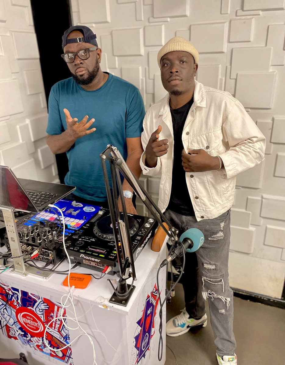 Good Morning fahm🥳🔥 The #PowerUpHBR crew is live on your radio‼️ Tune in!! @GMONEYizME @Tonio_kibz