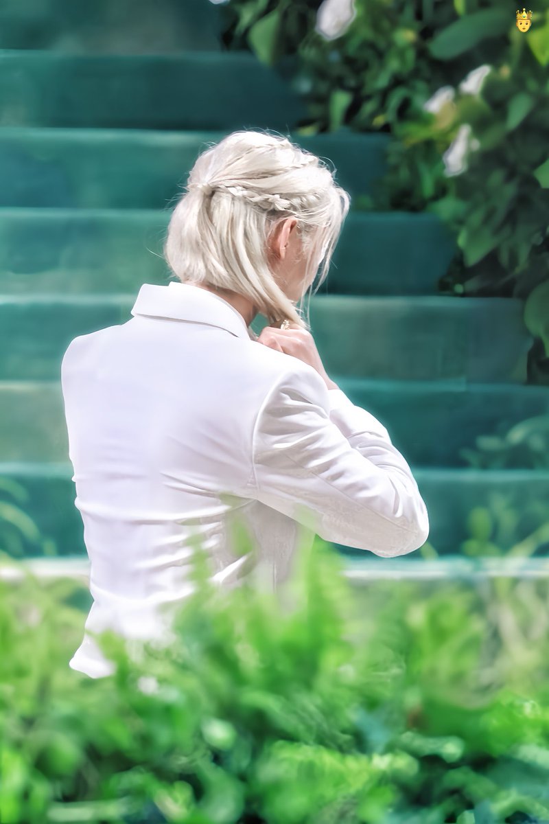 G(。ì _ í。)G (@04_gw_04) on Twitter photo HQ | 240506 MetGala2024-Felix
📖…Then the young prince said, "all this shall not frighten me.”
#felix #필릭스
#TommyHilfiger #MetGala2024 #MetGala
#METGALAxFELIX
<a href="/TommyHilfiger/">Tommy Hilfiger</a> <a href="/Stray_Kids/">Stray Kids</a> HQ | 240506 MetGala2024-Felix
📖…Then the young prince said, "all this shall not frighten me.”
#felix #필릭스
#TommyHilfiger #MetGala2024 #MetGala
#METGALAxFELIX
<a href="/TommyHilfiger/">Tommy Hilfiger</a> <a href="/Stray_Kids/">Stray Kids</a>