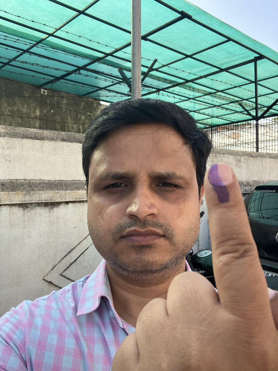 Performed Citizen’s Duty. Voted for #BetterIndia #SaathMeinOn7May
#Elecciones2024 #ElectionDay @ECISVEEP @electiongujara1