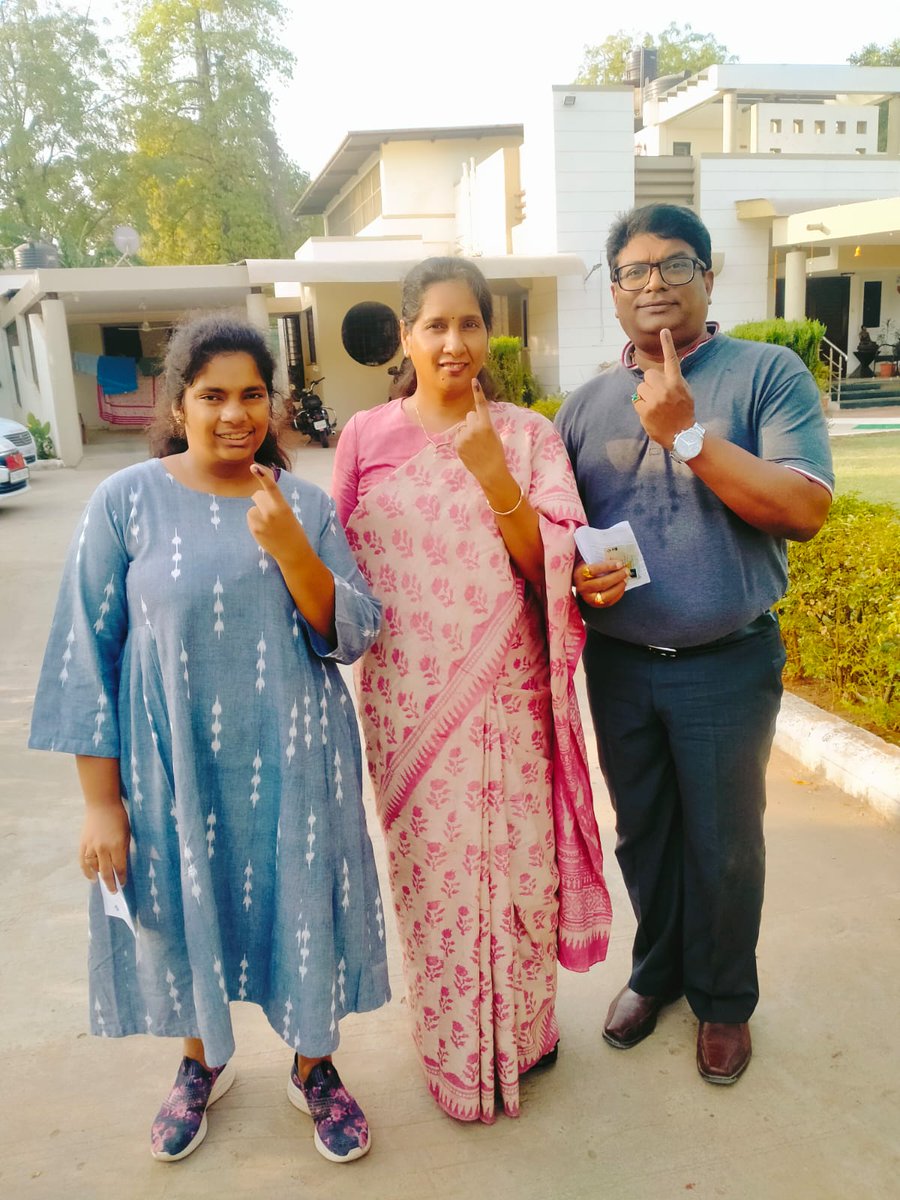 CEO Gujarat kept words of family voting. Her daughter, Esha canceled her trip for voting. Hats off to youth #IVoteforSure #MeraVoteDeshkeliye #ChunavKaParv #DeshKaGarv #LokSabhaElection2024