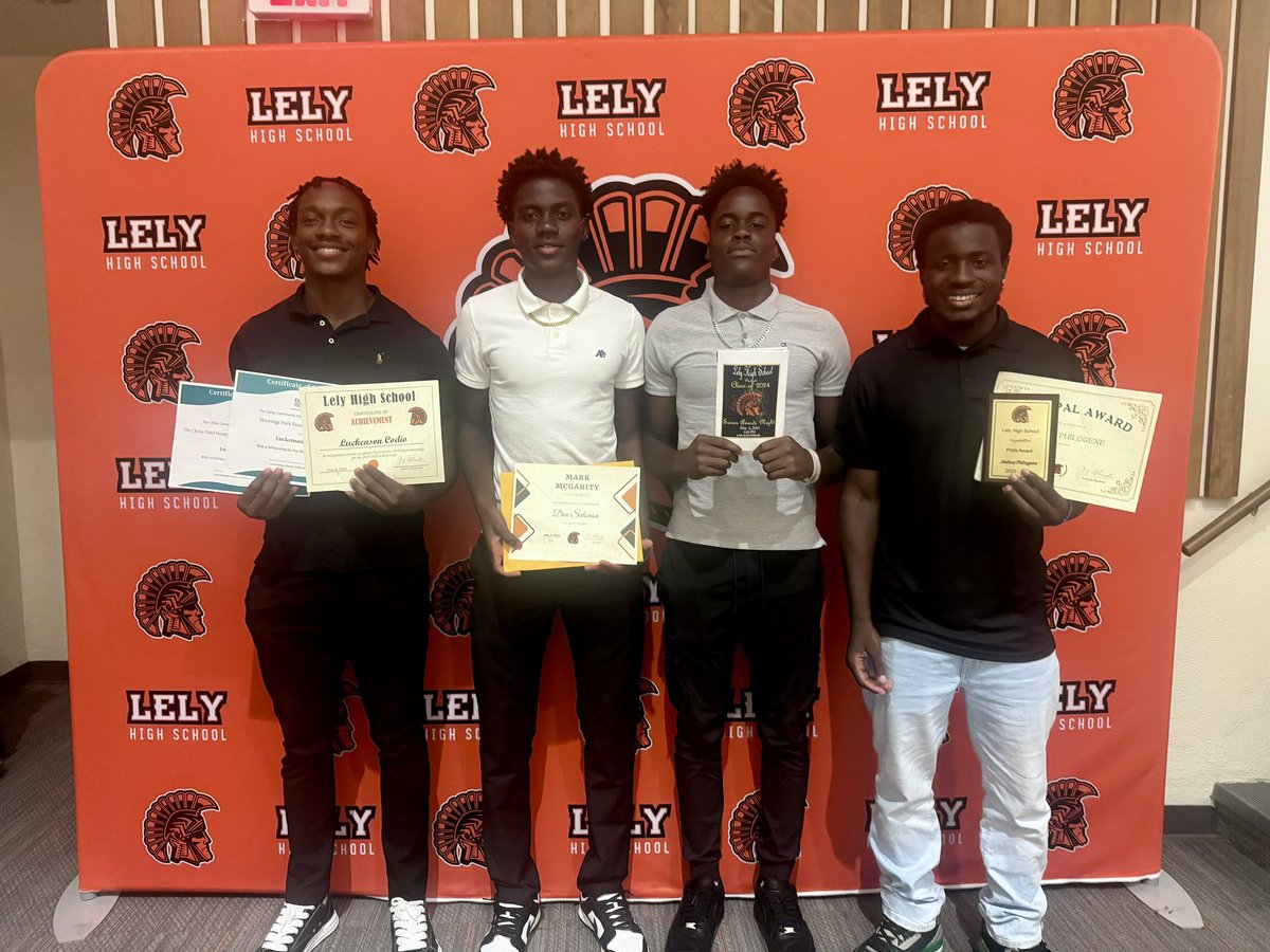 Lely High School Senior Awards were a success!! Proud of all our seniors!! Few days left! #Bittersweet #WeAreLely #Graduation24 🧡🖤🧡🖤
