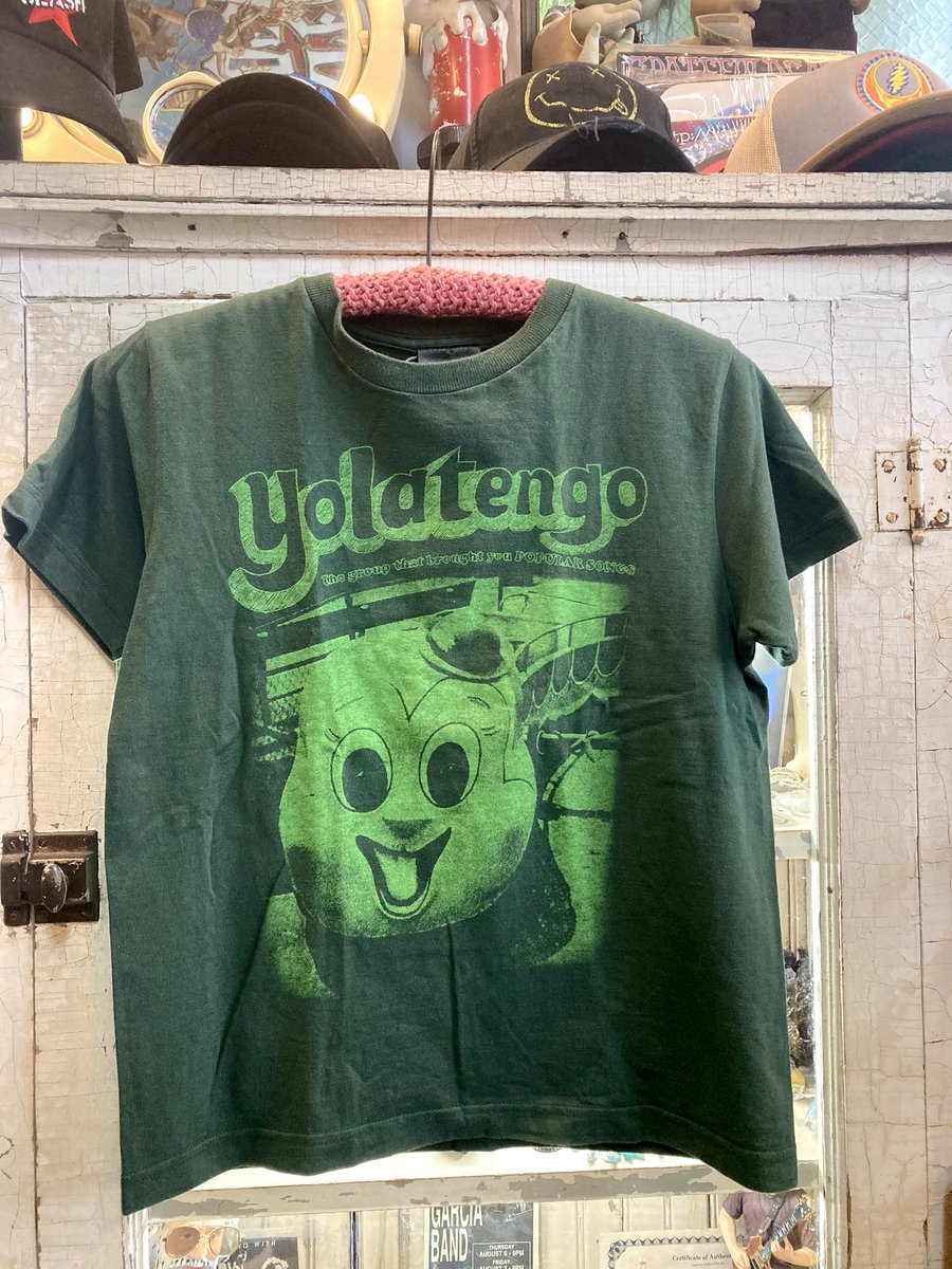 楽しかった連休も
あっという間に終わり

今日からまた働きスイッチ入れてゴキゲンな感じで頑張ります♪

Yo La Tengo - Adventureland KID's T-shirt (Forest Green) (Vintage Used Clothing)

コレかわいい😍

#bearschoice大阪
#ベアーズチョイスはロックンロールおもちゃ箱 
#yolatengo