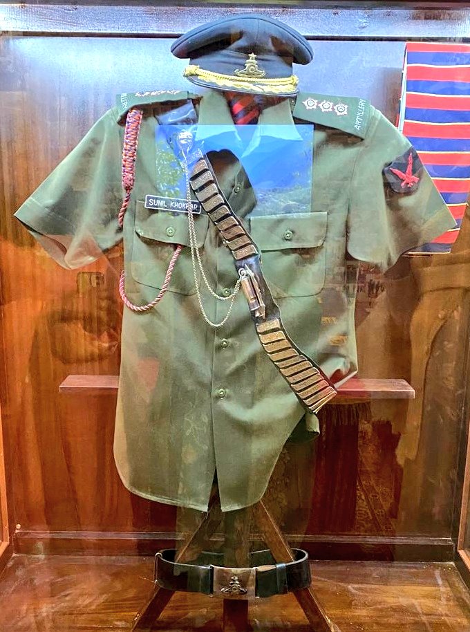 Uniform of CAPTAIN SUNIL KHOKHAR Vir Chakra preserved by his Unit 268 MEDIUM of #IndianArmy. Captain Sunil Khokhar was immortalized on 7 May 1994 at #WorldHeighestBattlefield Siachen Glacier. #FreedomisnotFree few pay #CostofWar.
