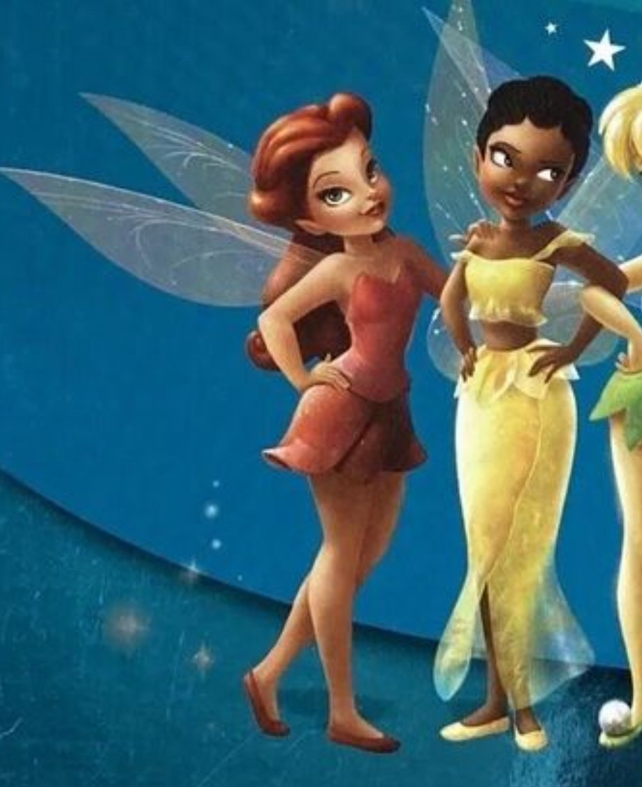 What are your guys' opinions on these versions of Rosetta and Iridessa's initial attire? This was what they originally had on before their outfits changed in the films. Would it be nice to see them in the books?