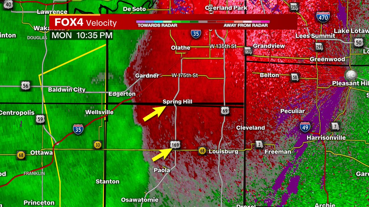 10:35 PM - Also watching two weak nodes near Spring Hill & Paola that are trying to rotate. We will be on spin up duty as these storms move through the Metro, with more widespread gusty winds. @fox4kc #KCwx #KSwx