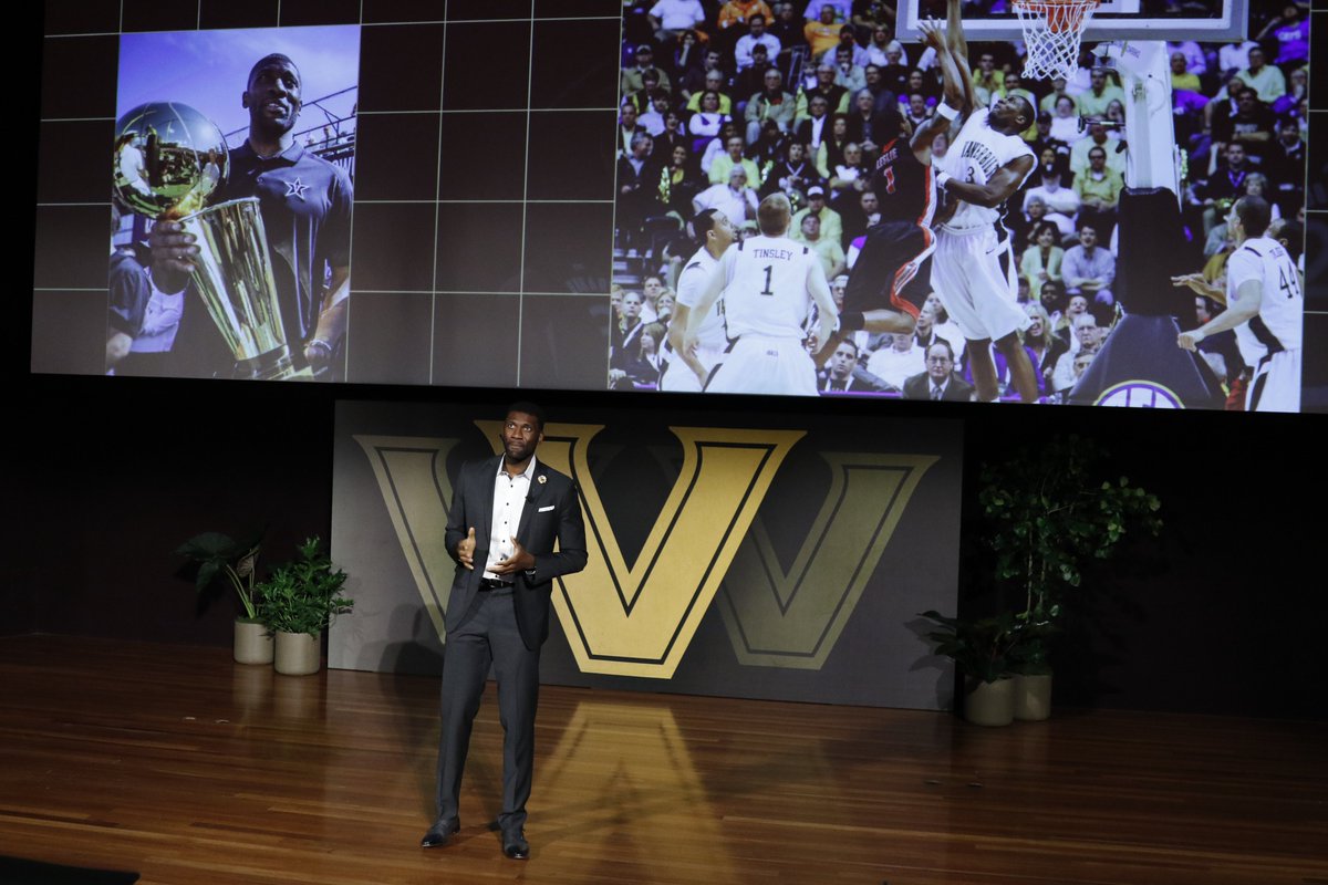 NBA champion and former @VandyMBB student-athlete @FestusEzeli welcomed guests to tonight's #DareToGrow event in San Francisco! #VU4Life