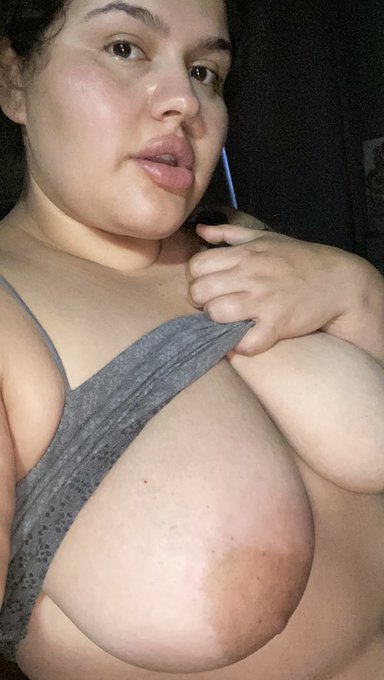 Getting ready for bed. Are you going to join me? https://t.co/gKmzrSLRMi https://t.co/tFMqKOvgJB