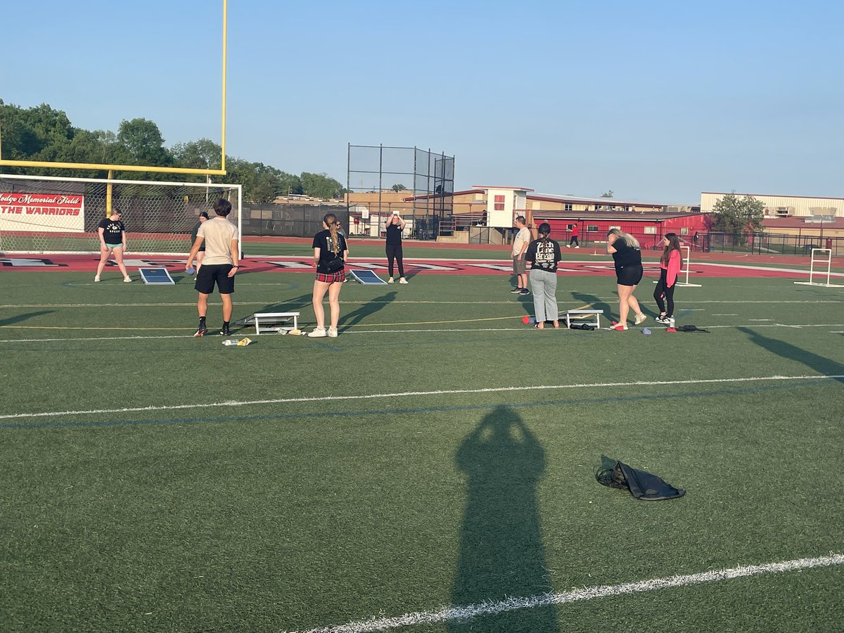 Joe Salsman (@salsmanj) on Twitter photo A perfect evening for our Senior Sunset!! <a href="/DrSherp/">Fox High Principal</a> <a href="/FHSWarriorPride/">Warriors</a> <a href="/foxc6super/">Dr. Paul Fregeau</a> <a href="/FoxC6Schools/">Fox C-6 Schools</a> <a href="/FHSParentsClub/">Fox HS Parents Club</a> A perfect evening for our Senior Sunset!! <a href="/DrSherp/">Fox High Principal</a> <a href="/FHSWarriorPride/">Warriors</a> <a href="/foxc6super/">Dr. Paul Fregeau</a> <a href="/FoxC6Schools/">Fox C-6 Schools</a> <a href="/FHSParentsClub/">Fox HS Parents Club</a>