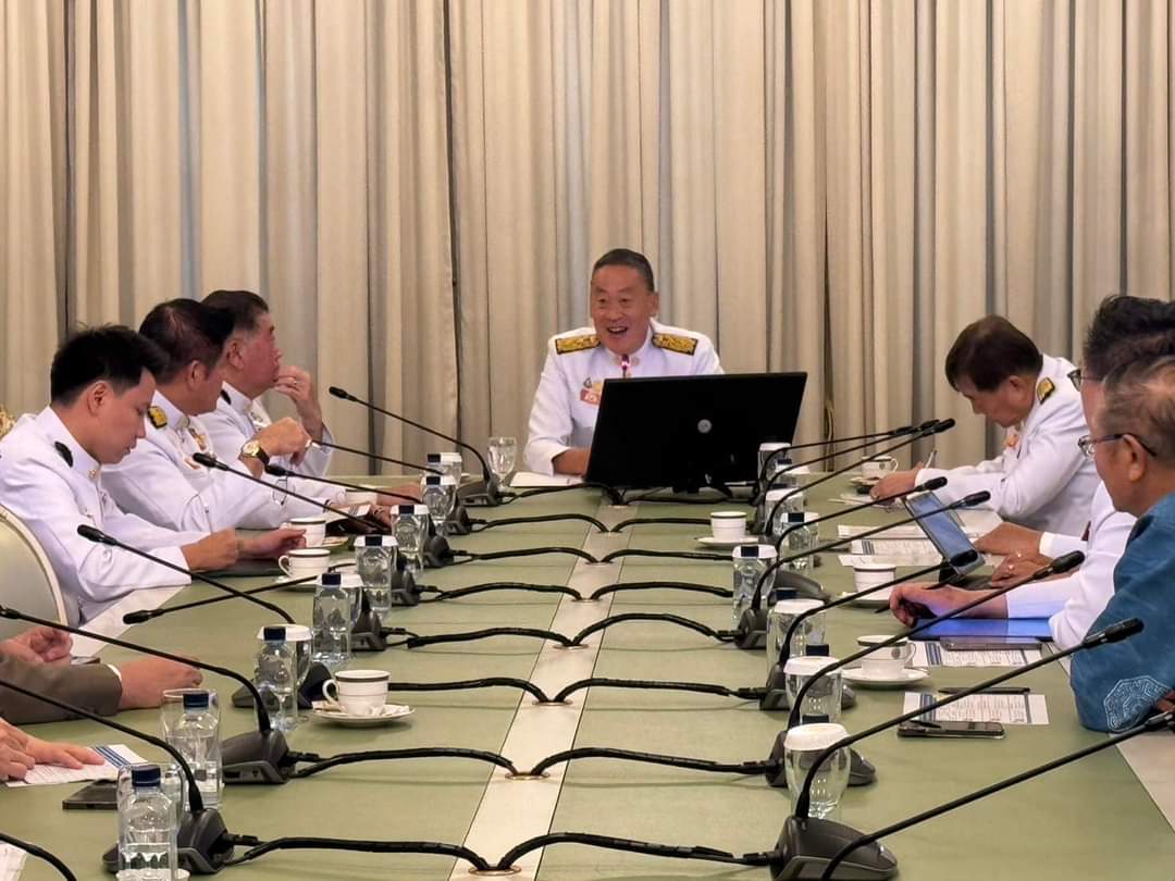 nnthotnews's tweet image. นายกฯ โพสต์ จัดตั้งศูนย์ One Stop Service  ต้องเสริมสร้างศักยภาพการส่งออกสินค้า โดยเฉพาะภาคการเกษตร ต้องมีประสิทธิภาพ สะดวก รวดเร็ว โดยกำหนดให้มีการทดลองระบบ วันที่ 1 กันยายนนี้ ณ ด่านศุลกากรหนองคาย และให้แล้วเสร็จเต็มรูปแบบในวันที่ 1 ตุลาคมนี้ #nbtconnext #onestopservice #เกษตร