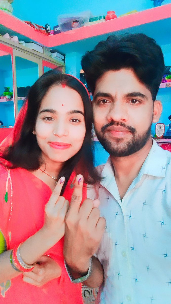 jsrajak's tweet image. पहले मतदान फिर कोई काम करें, मेरा वोट मेरा अधिकार है
#सेल्फी_विथ_माय_वोट
#परिवार_के_साथ_मतदान
#ChunavKaParv #DeshKaGarv #Elections2024 #LokSabhaElections2024