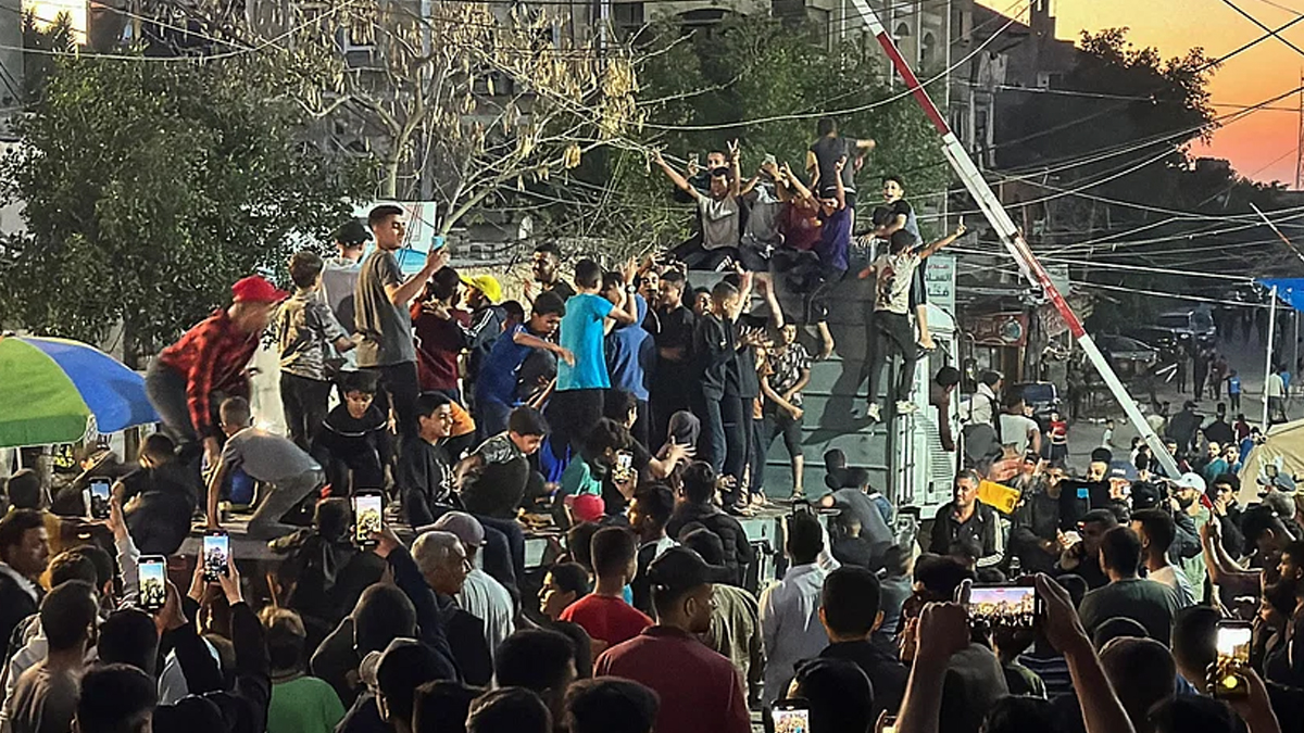 যুদ্ধ বিরতিতে রাজি হামাস, রাফায় অভিযান চালানোর সিদ্ধান্ত ইসরায়েলের