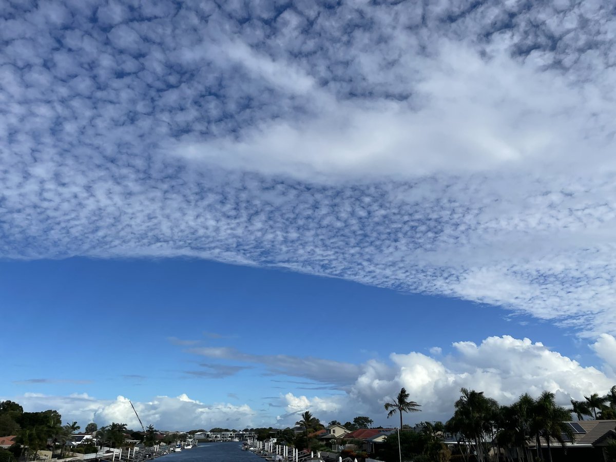 sharron_one's tweet image. All happening Queensland Australia 🇦🇺 as I post
#WeathModification #Cloud #Australia