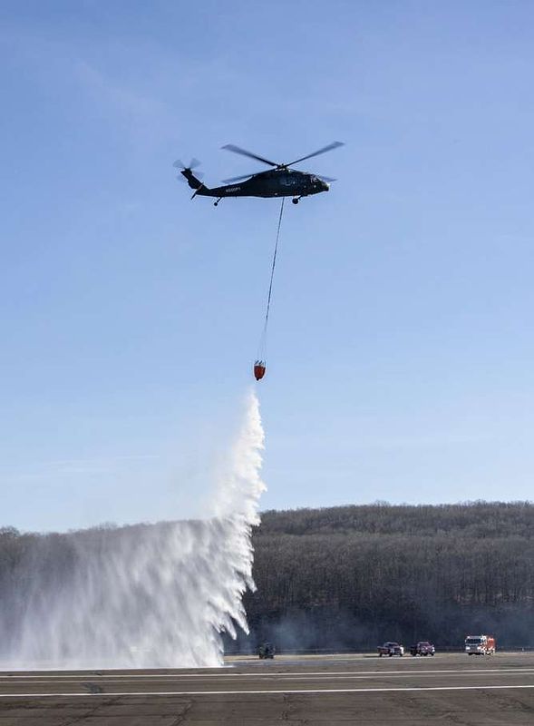 Sikorsky y Rain Aero ensayan con éxito un helicóptero antiincendios no tripulado y autónomo blog.sandglasspatrol.com/sikorsky-y-rai…