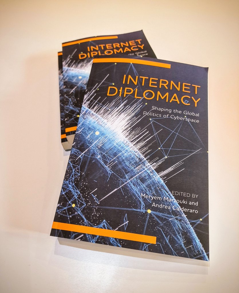 Great to see the release of the paperback edition of our R&L book 'Internet Diplomacy:shaping the global politics of Cyberspace' co-edited w/ @MM_PolyTIC featuring contributions that explore the links btwn #InternetGovernance #CyberDiplomacy #TechDiplomacy rowman.com/ISBN/978153816…