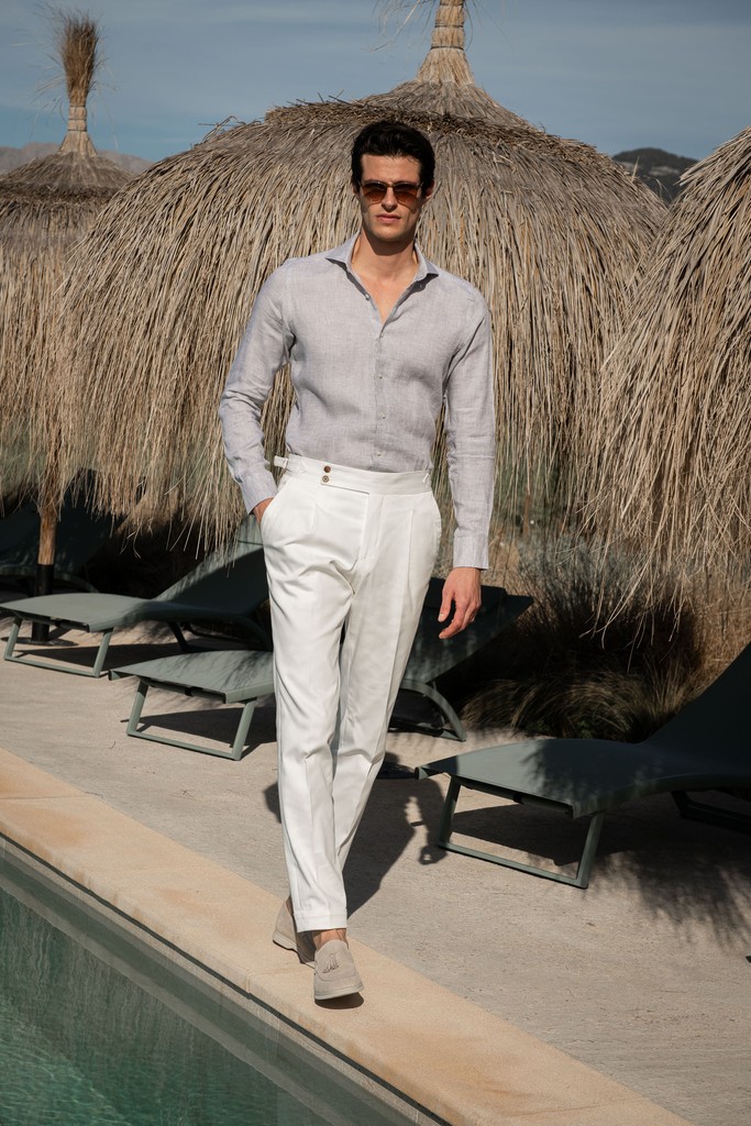 As linen season approaches, discover our latest addition: the Light Grey Linen Shirt. Introducing a fresh color to our linen shirt collection, it's the ideal choice for your summer style. 

piniparma.com/products/light…

#piniparma #linenshirt #linen #linenstyle #summerstyle