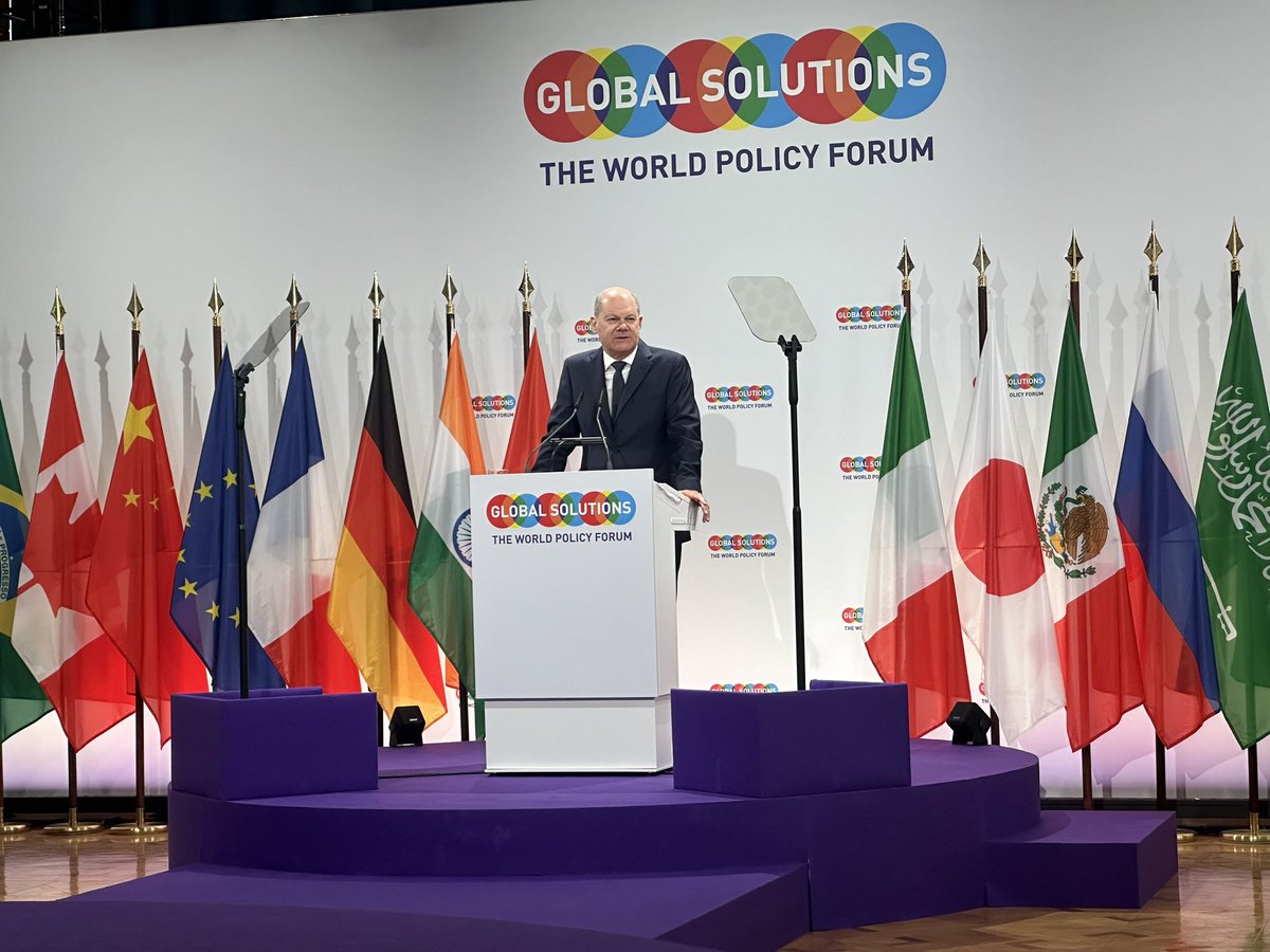 Bundeskanzler Scholz beim Global Solutions Summit. #GSS2024. Als 1.Teil der Polykrise benennt er die #Klimakrise: „Der Weg in die Klimaneutralität ist unumkehrbar“.