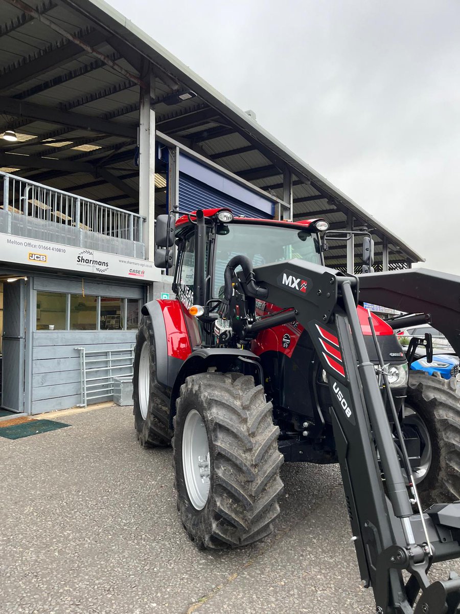 We are at @MeltonLivestock today with a new @CaseIH_UK_IRE Farmall 100A tractor and loader 🚜 Call in for a chat and plan your next demo!

#SharmansSupplied #DealerMakesTheDifference #Agriculture #MeltonMowbray #LivestockMarket #CaseIH FarmallA