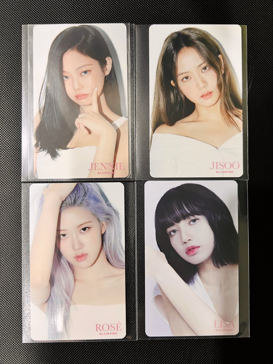 WTS / ขาย
🌟the albums ums 🌟 white set (4pcs.)

✅ เสนอราคา Offer / SET 
✅ ไม่มีตำหนิ 

양도 블랙핑크 포카 #blackpinksell #ตลาดนัดบพ #ตลาดนัดblackpink