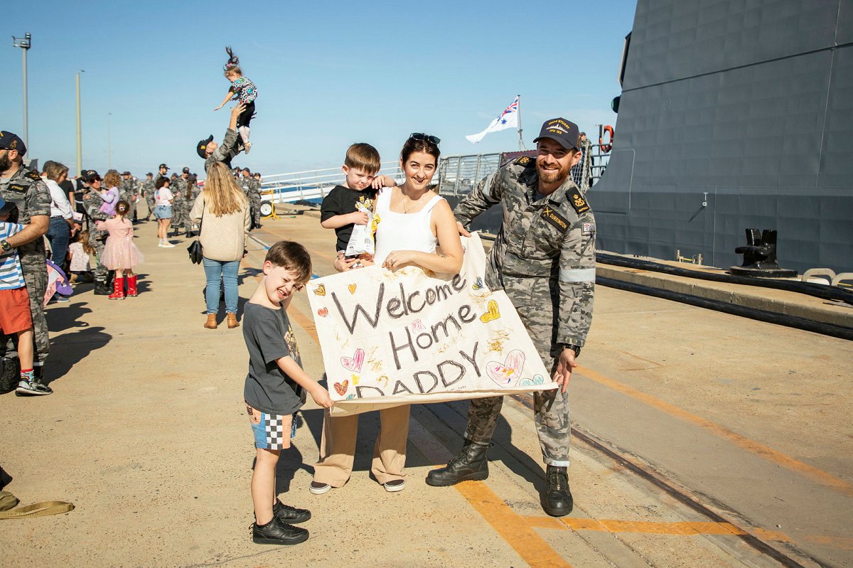 Great to have you home #HMASStuart 👏 🙌

HMAS Stuart has been away on a Pacific Deployment and recently returned home to HMAS Stirling in WA.

Thank you to #OurPeople and their families for your service and sacrifice in supporting this important work on behalf of our country 🙏