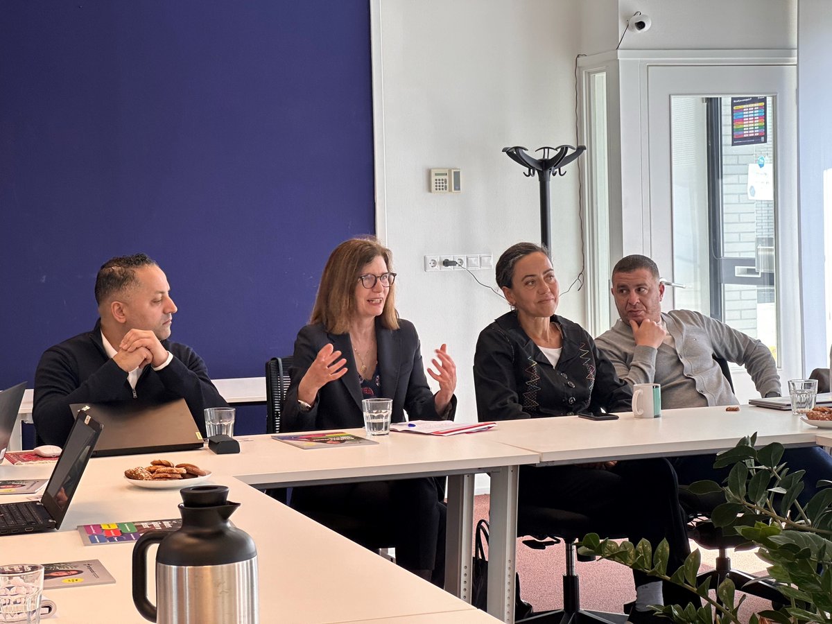 EUinmyRegion🇪🇺 (@euinmyregion) on Twitter photo Round table: Employability as a solution to the mismatch in the IT labour market
Is there a shortage in the IT labor market?
Is access to education/training still a problem to solve?
Some questions to be answered at <a href="/Techgrounds_NL/">Techgrounds</a> Round table: Employability as a solution to the mismatch in the IT labour market
Is there a shortage in the IT labor market?
Is access to education/training still a problem to solve?
Some questions to be answered at <a href="/Techgrounds_NL/">Techgrounds</a>
