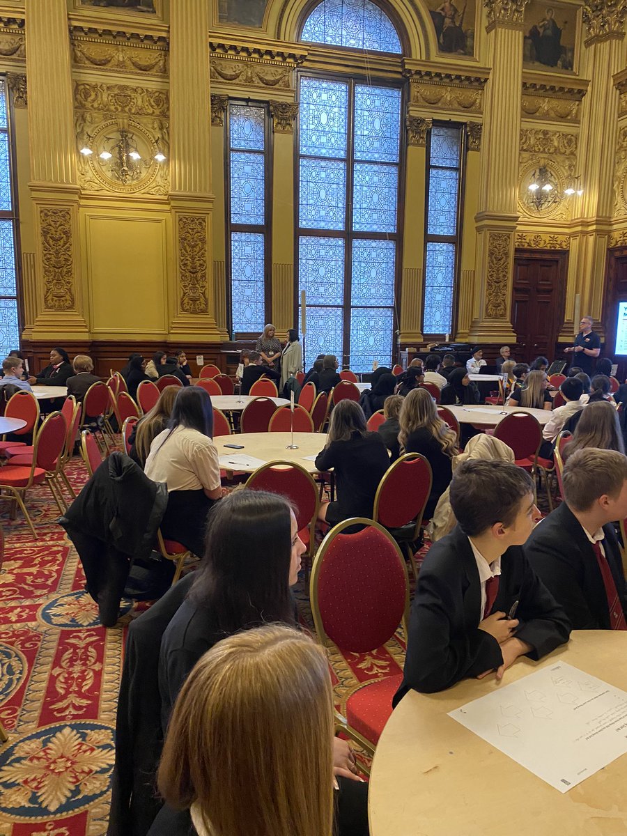 Great to see our @GlasgowCC Secondary schools at this mornings forum working with @YoungScot @StDenisEco1 @SGGArdsgoil #article12 #article17