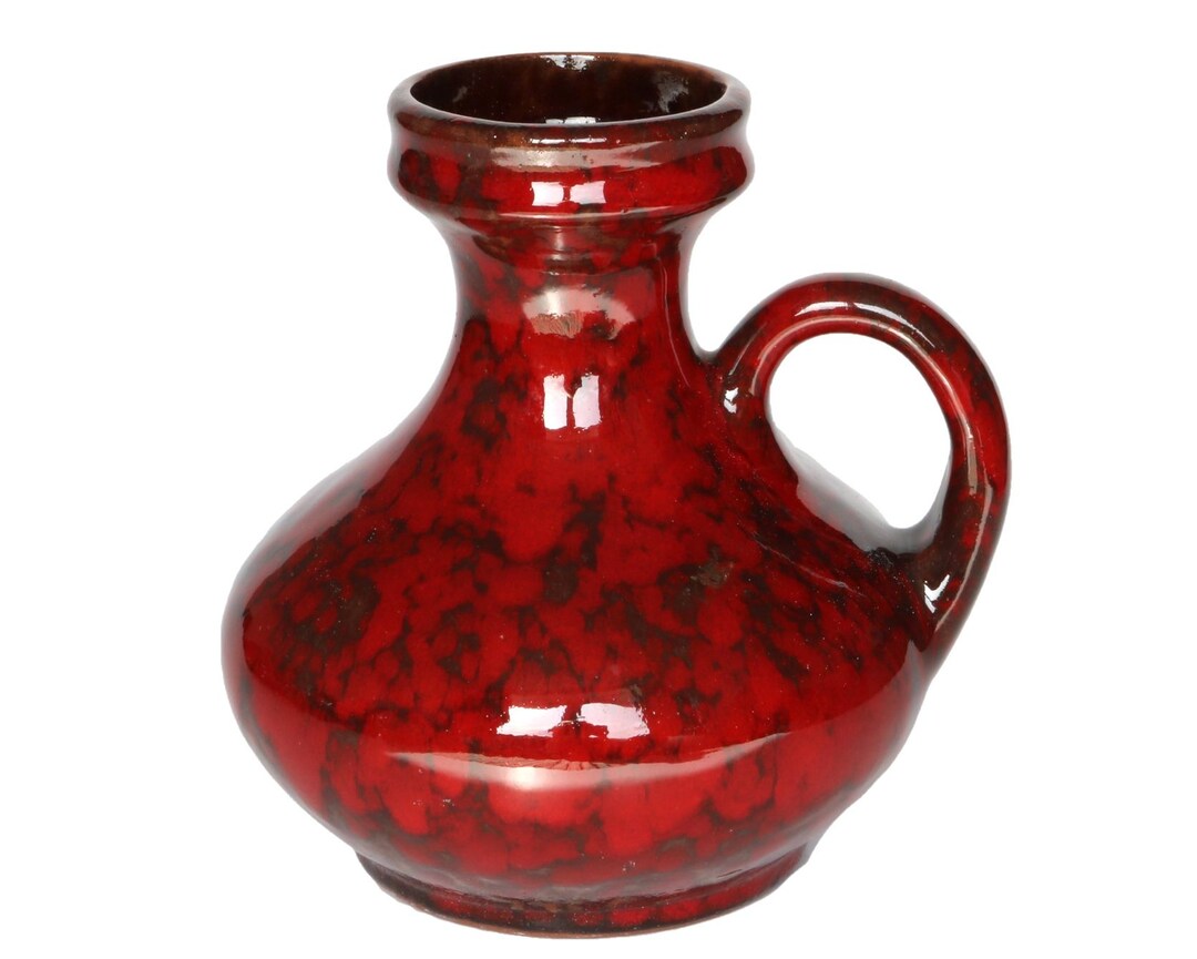 FOHR Red and Black Ceramic Vase by LavaHaus dlvr.it/T6XFLL #etsyshop #FestiveEtsyFinds #westgermanpottery