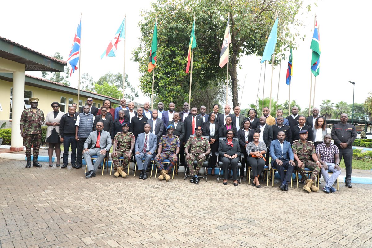We are conducting a Hostile Environment Awareness Training tailored for @KRACorporate customs and border control managers. The training will equip them with skills to assess risks, manage potential threats & handle emergency situations effectively