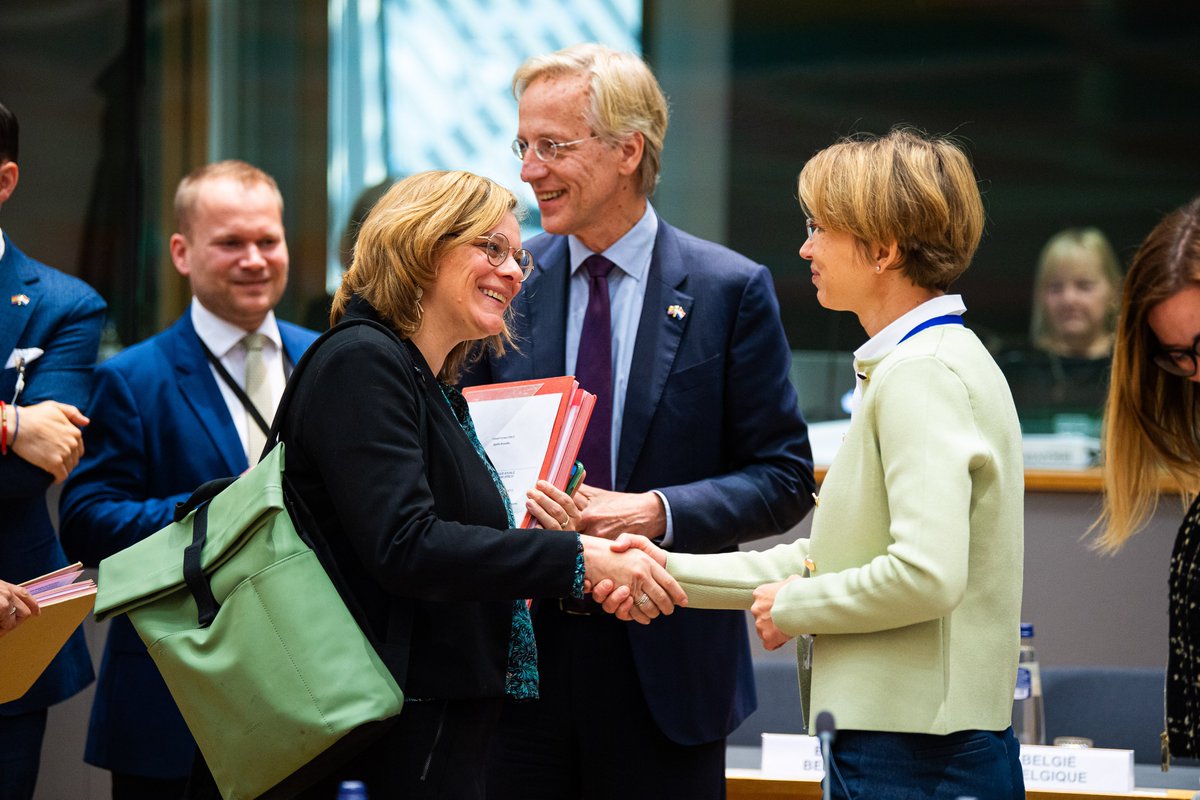 🇪🇺Ministers met today for the first ever #EPSCO #Equality Council w/ a focus on: 🔹Enhancing #women's representation 🔹Addressing the gender pay gap 🔹Supporting victims of gender-based violence 🔹Equal Treatment Directive #EU2024BE