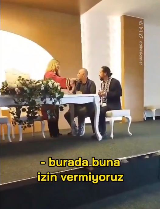 İzmir Karşıyaka'daki nikah töreninde duaya izin vermeyen memur hakkında soruşturma başlatıldı.