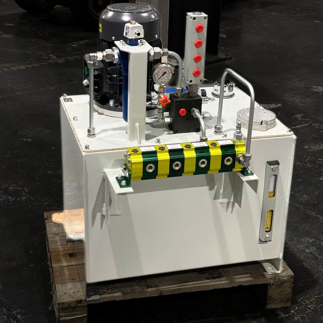 NeilsonHyd's tweet photo. 2.2kW Lifting Power Pack designed and manufactured in-house. Operates 4 Cylinders through a geared flow divider to ensure an equal lift. Fixed Gear Pump, Pressure and Return Filtration all housed on the 100L Tank. #hydraulic #powerpack #powerunits #hpu #engineers #engineering https://t.co/m6wYC7Milu
