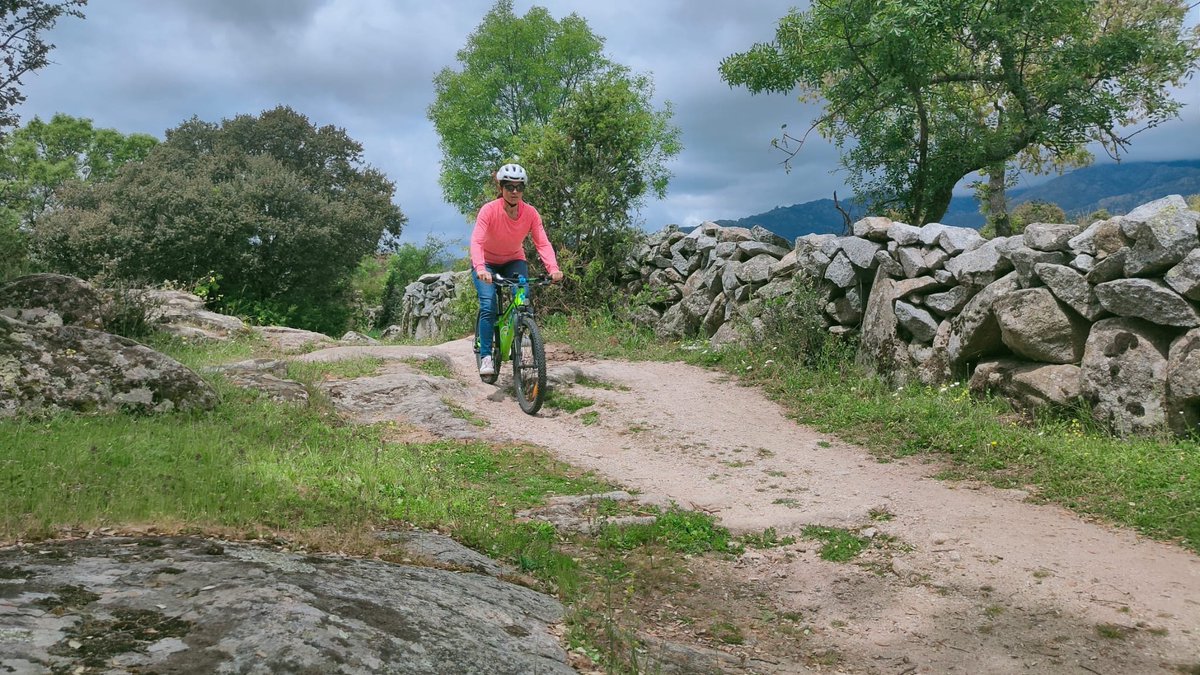#EuroPCR Sporting Challenge: biking in the Sierra de Madrid to gear up for the busy days ahead! What about you? @nicolasdumonte1 @CuissetDr @PCRonline