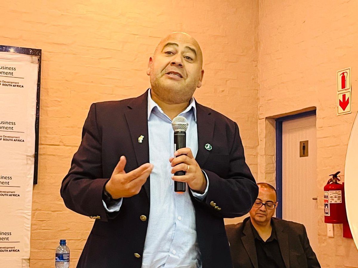 DSBD_SA's tweet image. The Deputy Minister for Small Business Development, Ms Dipuo Peters is scheduled to handover business tools and equipment to SMMEs and informal traders today in the township of Thembalethu, George Local Municipality, Western Cape Province.
#IMEDP #dsbdupliftinginformalsmmes