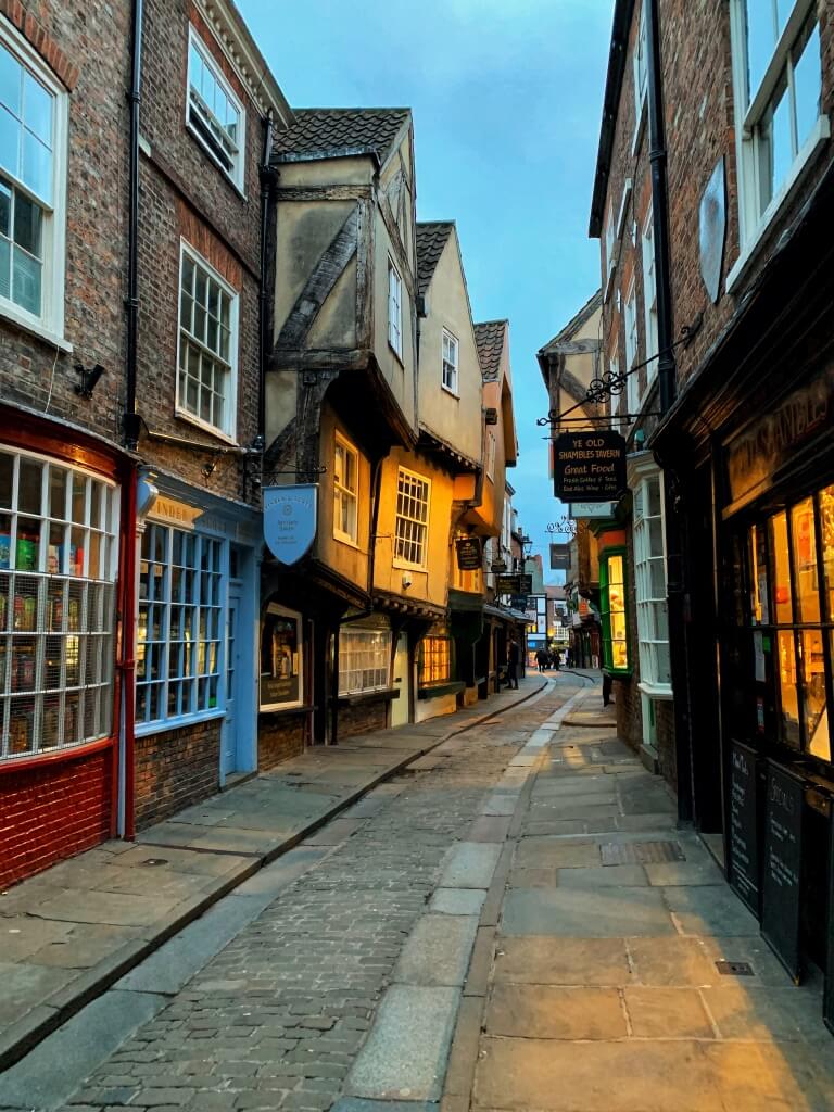 Discover the enchanting blend of history, culture, and charm in York! From its iconic Minster to the cobbled streets of The Shambles, there's magic around every corner. Plan your visit today and immerse yourself in centuries of stories! #VisitYork 🎟️ loom.ly/ge2qYCk