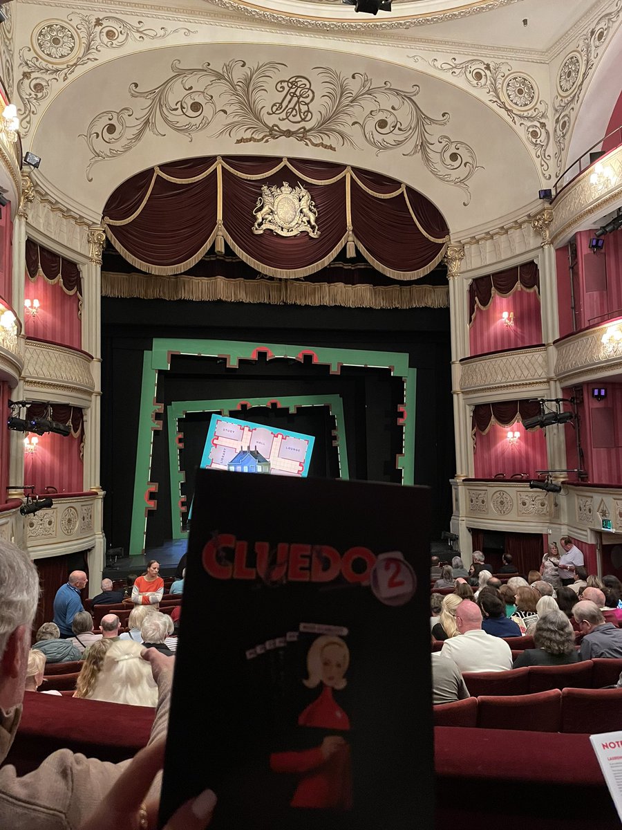 A brilliant production of a classic and hilarious 'whodunit'. Kept us guessing from start to finish whilst keeping us entertained with pure wit and many a secret!🕵️‍♀️ At @TheatreRBath until 11 May.