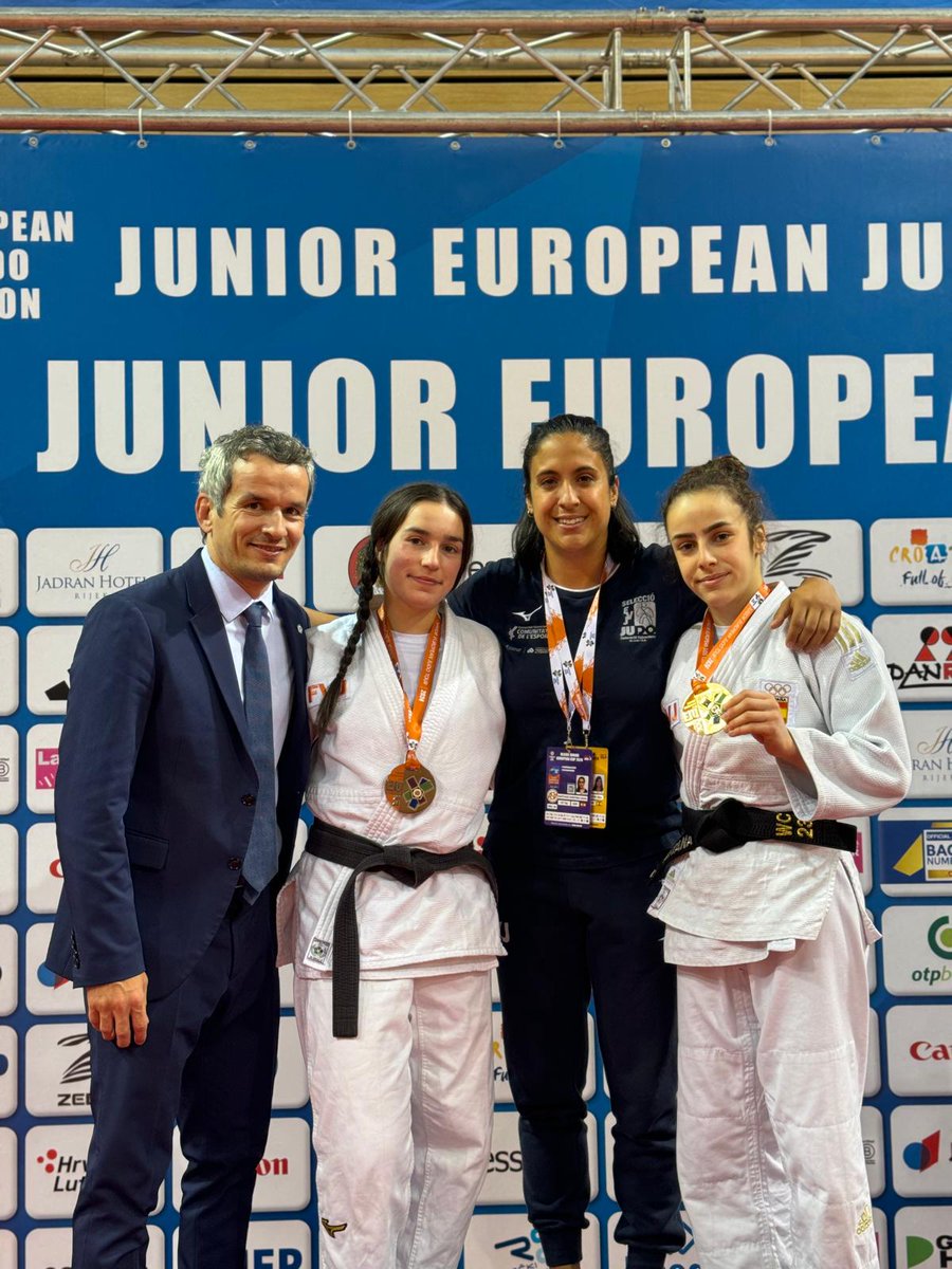 🥋La judoca Aitana Díaz se proclama 🥇campeona de la Junior European Cup de Rijeka 🇭🇷 en la categoría -48 kg. 🥉Odalis Santiago se ha colgado la medalla de bronce en la categoría -57 kg.