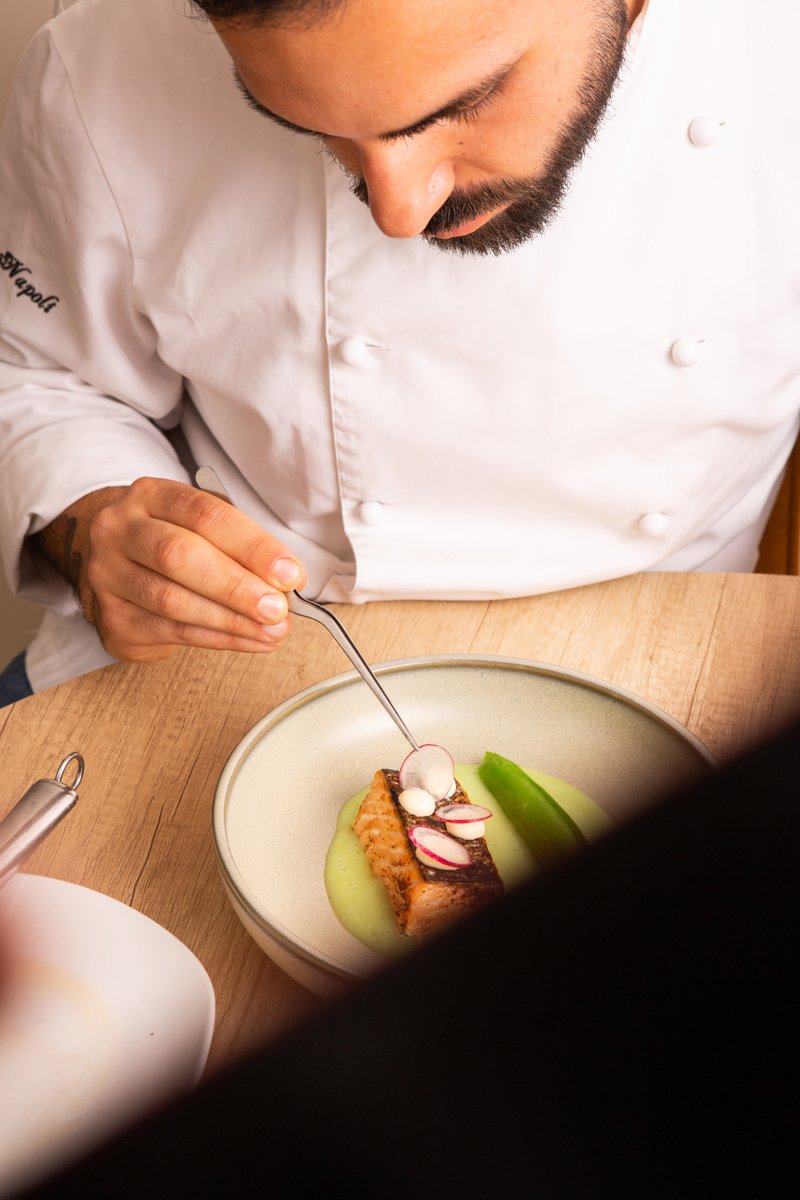 takeachef's tweet image. Heres a quick look into the Chef as he prepares wild salmon, blending tradition with innovation. 🍽️✨ #TakeaChef #Chefathome.