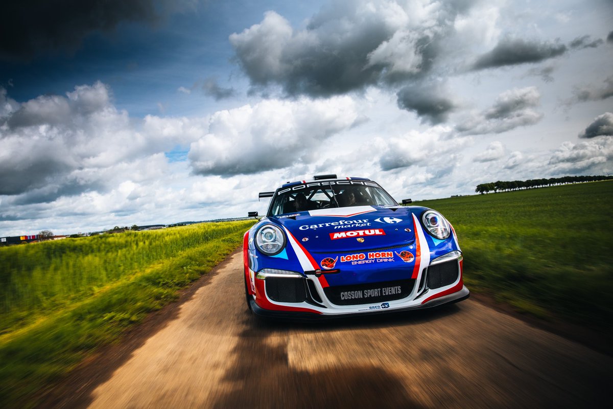 Que pensez-vous du cocktail : Porsche 991GT+ ✖️ Yannick Roche et moi ✖️ Cosson Sport Events 💣 ?! 

#PorscheAntilles #GPXLogistique #CarrefourMarket #Fnac #LaMarinaduMarin #Motul #LongHorn #Michelin #oOvango #Easydrift #TechnoPlus #LaMartinique #EnseignesPlexi #CossonSportEvents