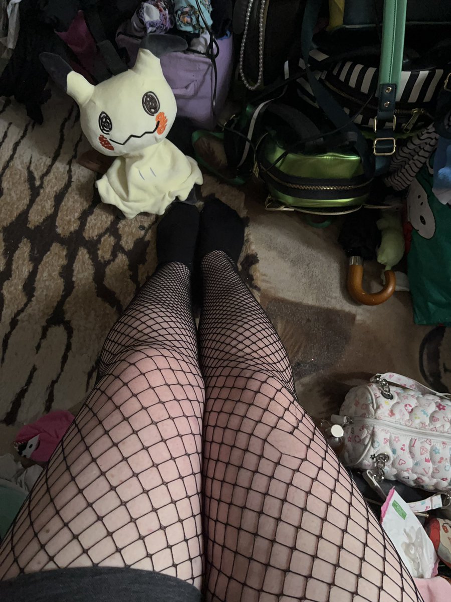 Fishnets and thighs oh my…