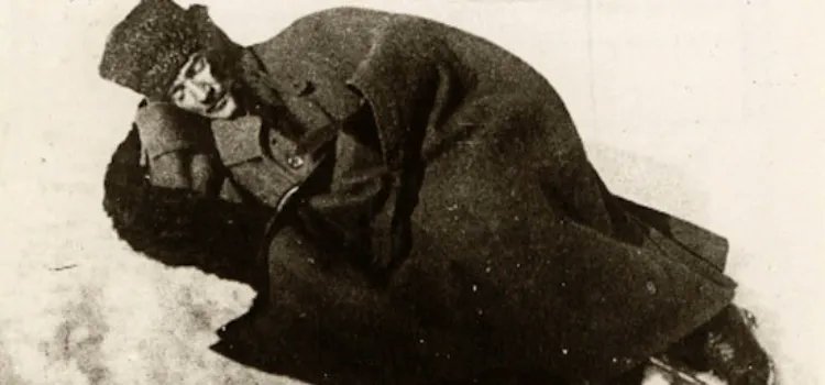 EDEP YAHU DEMENİN BİR ANLAMI VARMI? EDEP BURALARDAN GİDELİ 20 YIL OLDU. MEMLEKETTE BEREKET KALMADI, HAYA KUŞ OLDU UÇTU. ORTALIK TÜRBANLI AMA DİNSİZ, PUTA TAPAN TİPLERLE DOLDU. SİLAHLI ÇETELER YOL KESİP HARAÇ ALIR OLDU, ORTALIK HER TÜR CANLIYA DÜŞMAN TİPLERLE DOLDU.
UYAN!