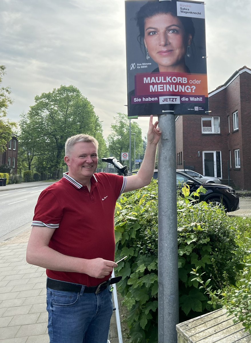 Wahlkampf ist Handarbeit☝🏼 Heute war ich mit BSW Mitglied und IG Metall Betriebsrat @AlbersFriedrich im Stadtteil Barenburg unterwegs zu plakatieren. 

Am 9.Juni heißt es Vernunft und Gerechtigkeit wählen! #BSW