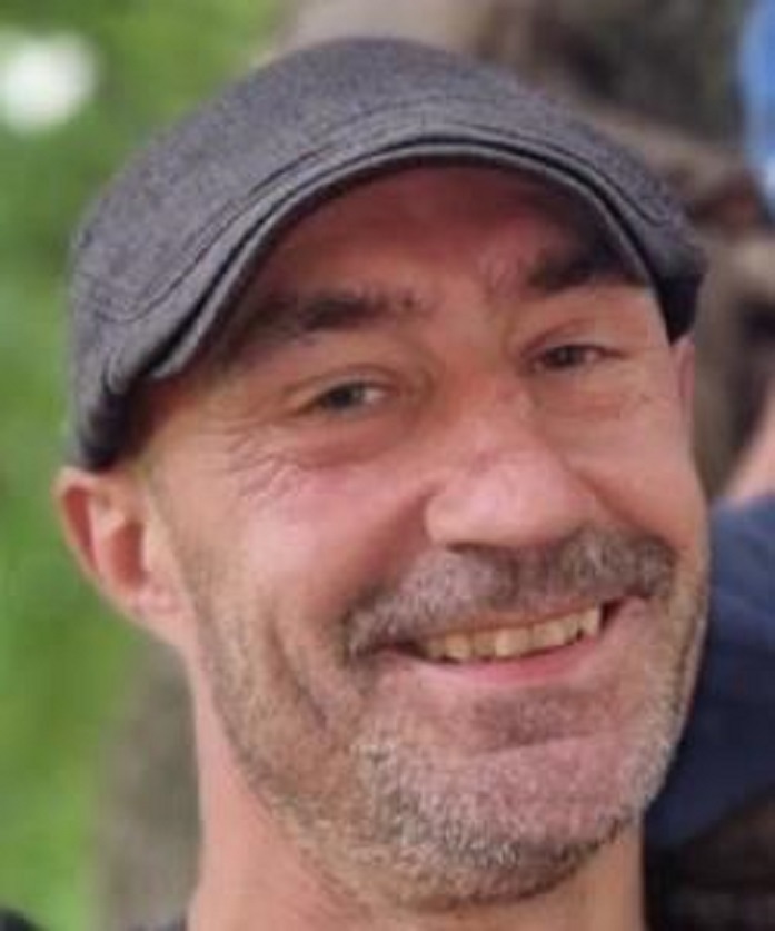 Today, is the first anniversary of Stefan Watkins' disappearance. Stefan was 47 when he went missing from #Warwick, #Warwickshire, on 7 May 2023. Our thoughts are with his loved ones. Seen Stefan, please report your sightings to us. #findStefanWatkins misspl.co/Cblj50RyeJl