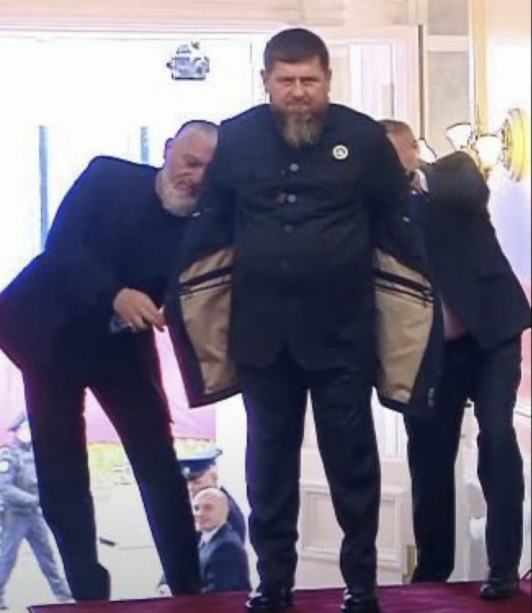 ioannZH's tweet photo. Инаугурация в лицах https://t.co/yeZtfpa8CS