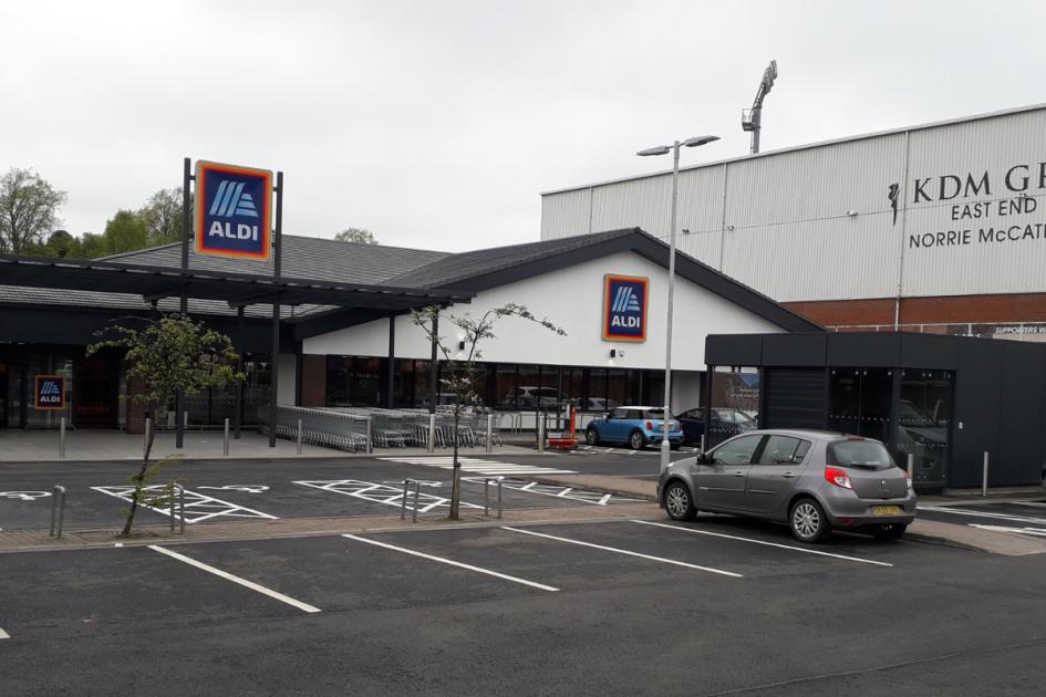 A new-look Aldi store will open back up in Dunfermline this week after a three month shutdown for refurbishment. dlvr.it/T6XHsG 🔗 Link below