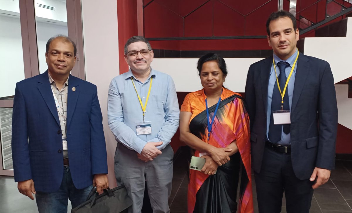 Stefano Cacciatore @ICGEBCapeTown 🇿🇦 & Dinesh Gupta @ICGEBNewDelhi join at #ICGEBMeeting in Homagama #SriLanka 🇱🇰 on Advancing Next Generation Sequencing in South Asian Region' with the Sri Lanka Institute of Biotechnology @slibtec